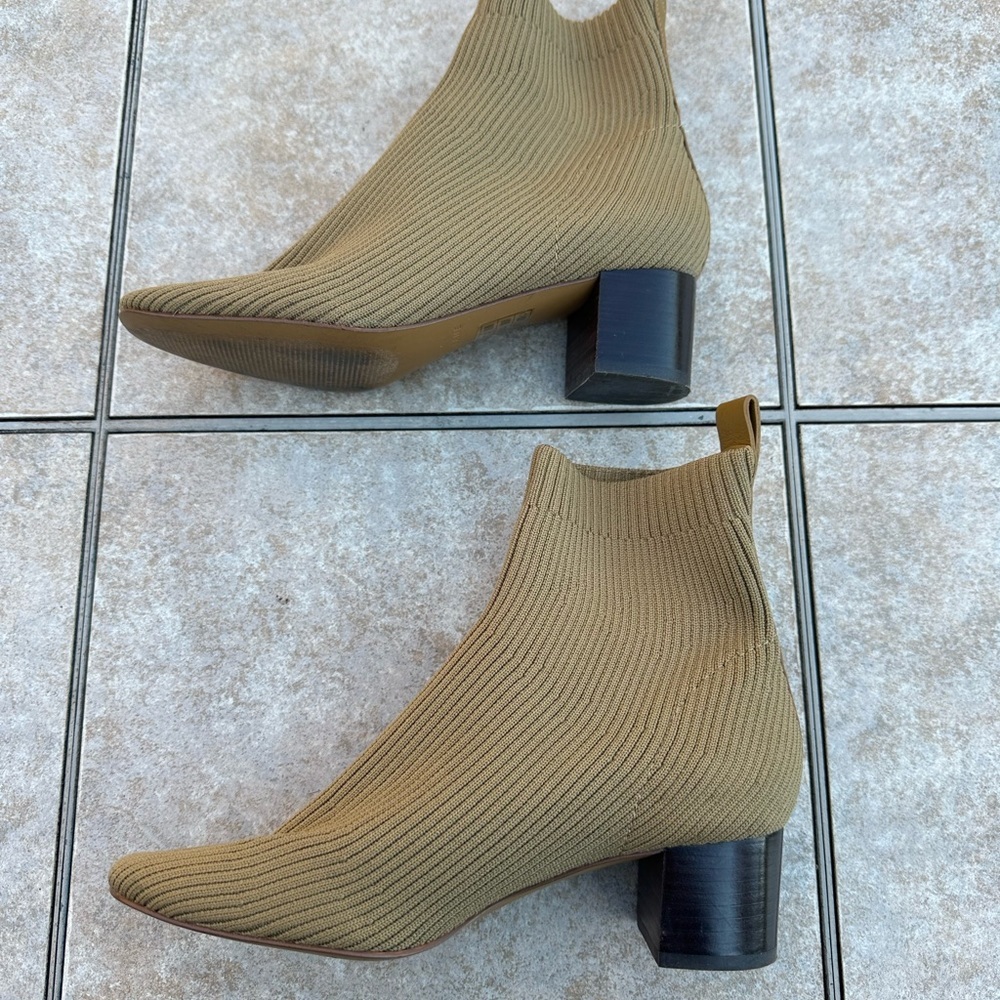 Everlane The Glove Boot - Picture 11 of 16